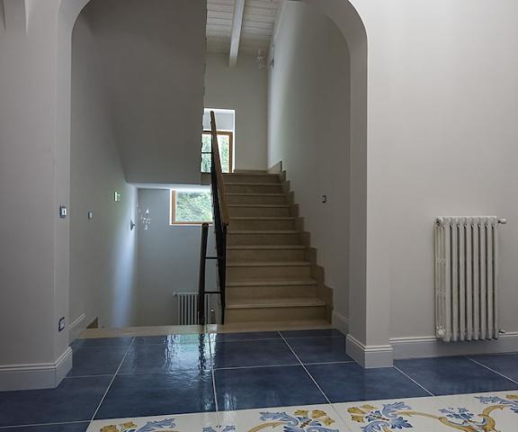 B&B Villa Alemi Basilicata Rivello Staircase