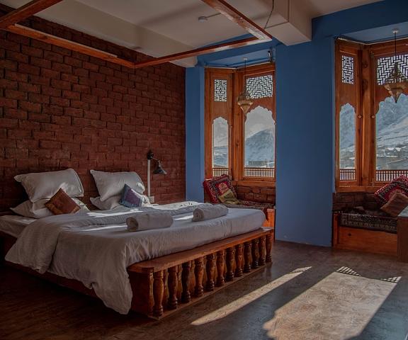 Black Sheep Bed and Breakfast Jammu and Kashmir Kargil Room