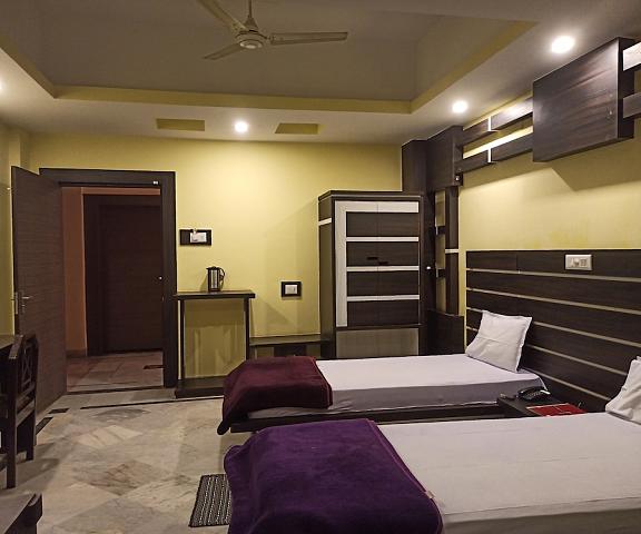 Hotel Centre Point Assam Tinsukia Room