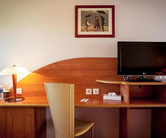 HOTEL INN DESIGN MACON NORD - ex kyriad Bourgogne-Franche-Comte Sance In-Room Amenity
