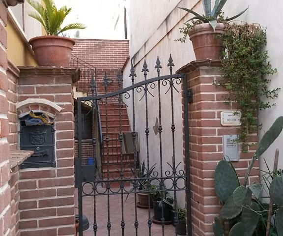 Apartment Nosside - Residence Erasippe Calabria Locri Entrance