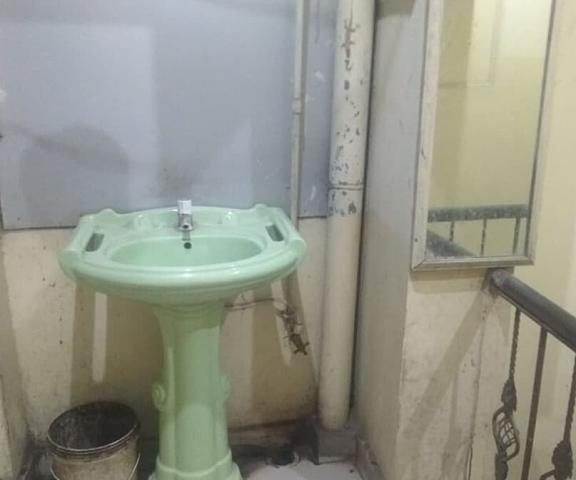 Goroomgo Roxy DX Gaya Bihar Gaya Bathroom