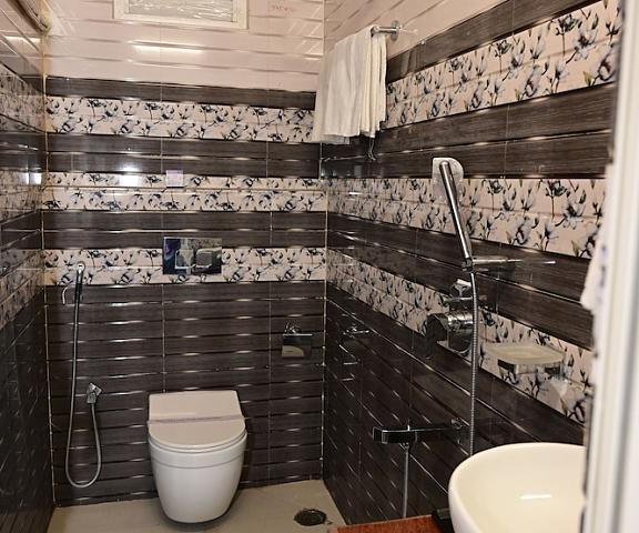 HOTEL GM INTERNATIONAL Bihar Gaya Bathroom