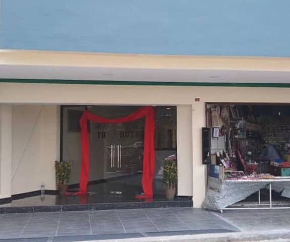 OYO 90445 Th Hotel Negeri Sembilan bahau Facade