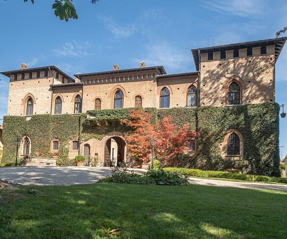 Il castello di San Gaudenzio Lombardy Cervesina Facade