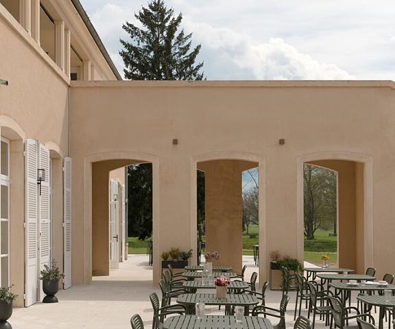 HOTEL LE PRIEURE Bourgogne-Franche-Comte Paray-le-Monial Exterior Detail