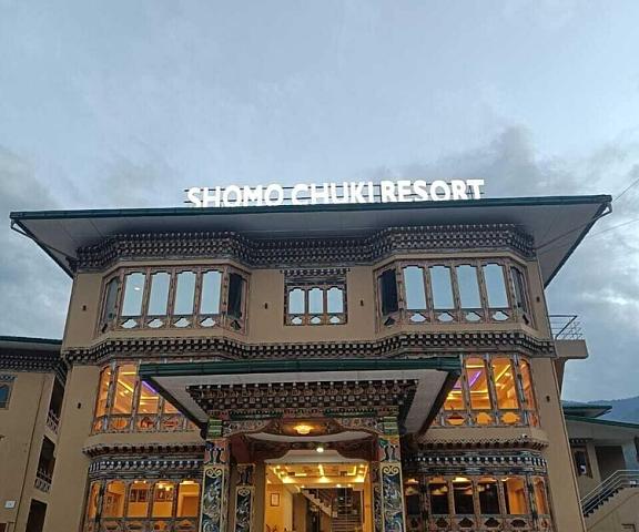 Shomo Chuki Resort null Paro Facade