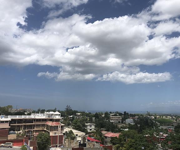 Detente Du Cacique Villa Hotel null Port-au-Prince Aerial View