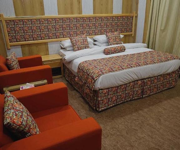 Oak Residency null Gilgit Room