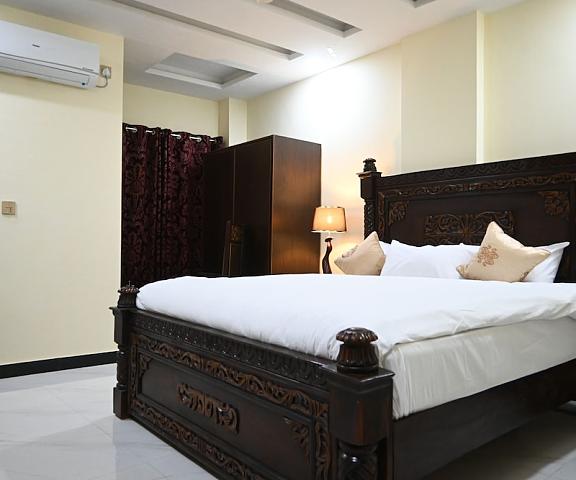 Hotel 99 null Rawalpindi Room
