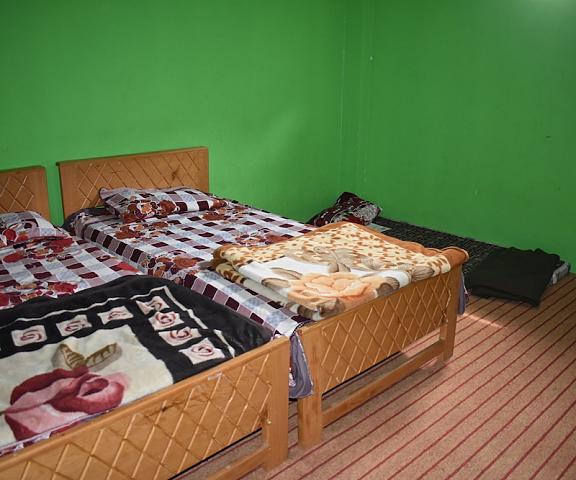 Mid Valley Guest House null Sialkot Room