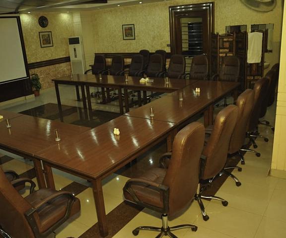 Raj One Hotel null Faisalabad Meeting Room