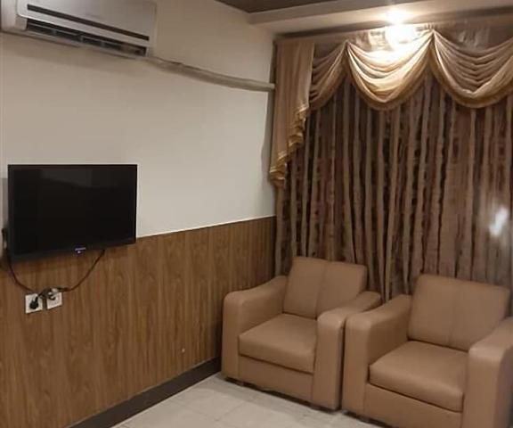 New Madina Hotel null Faisalabad Room