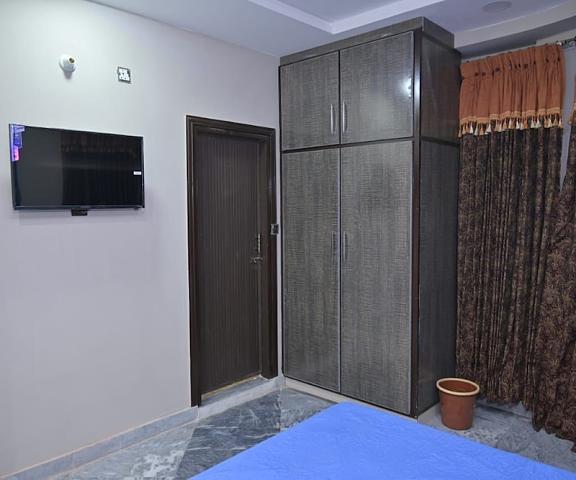 Royal Suites Hotel null Faisalabad Interior Entrance