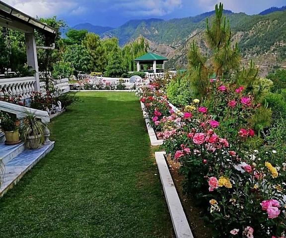 Magpie Lodge null Abbottabad Garden