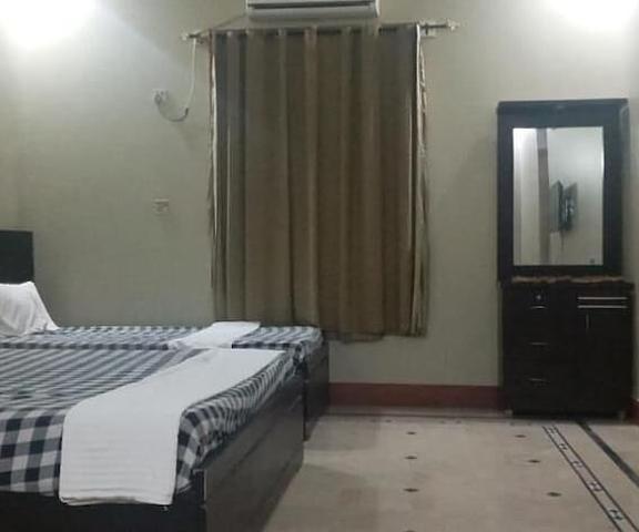 Hotel Serina Inn null Sukkur Room