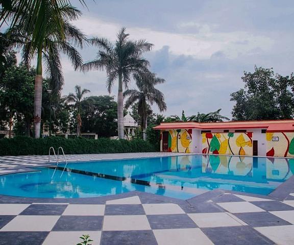 Oriental Palace Resort Rajasthan Udaipur Pool