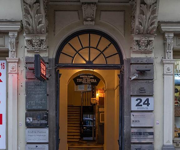 Tiflis Opera Aparthotel Mtskheta-Mtianeti Tbilisi Entrance