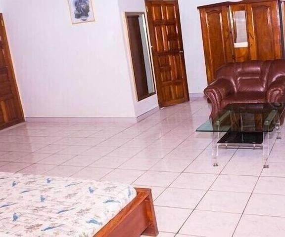 Vinny Hotel null Sekondi-Takoradi Room