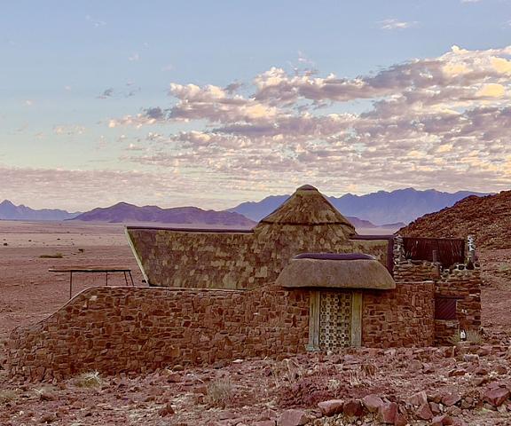 Namib Outpost l Ondili null Sesriem Exterior Detail