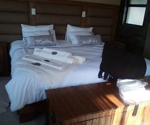 Callies Game Lodge Safaris null Tsumeb Room