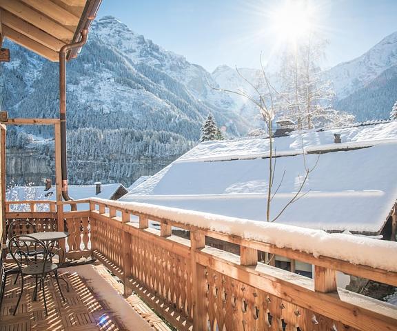 Lifestyle Rooms & Suites by Beau-Séjour Valais Champery View from Property