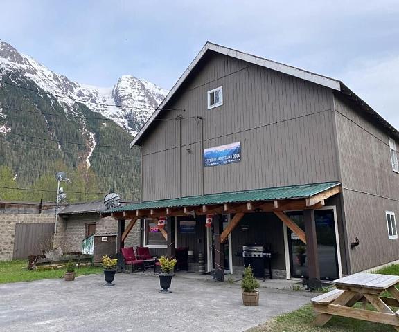 Stewart Mountain Lodge British Columbia Stewart Facade