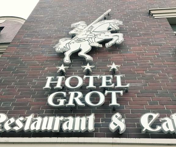 Hotel Grot East Pomeranian Voivodeship Malbork Facade
