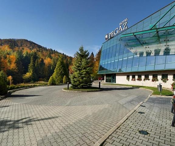 Hotel Pegaz Lesser Poland Voivodeship Krynica-Zdroj Property Grounds
