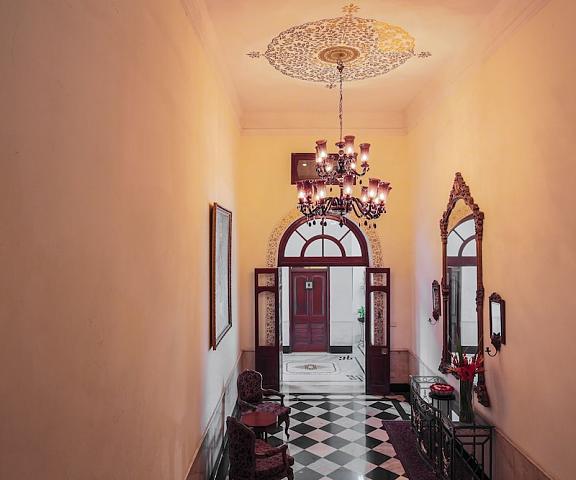 The Lalit Laxmi Vilas Palace Rajasthan Udaipur Hallway