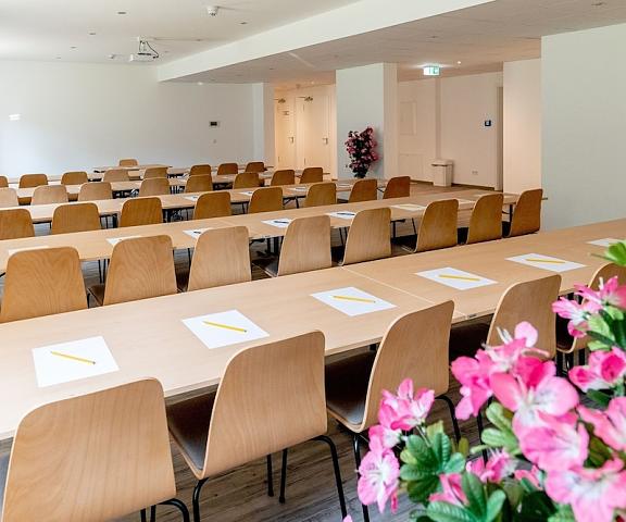 Boardinghaus Bayerwaldpark Bavaria Landshut Meeting Room