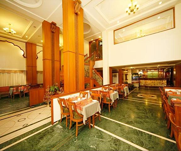Hotel Shree Panchratna Maharashtra Pune Food & Dining