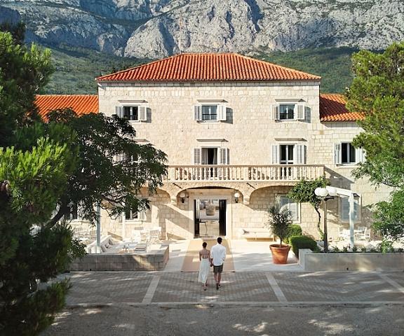 Heritage Hotel Kaštelet Split-Dalmatia Tucepi Facade
