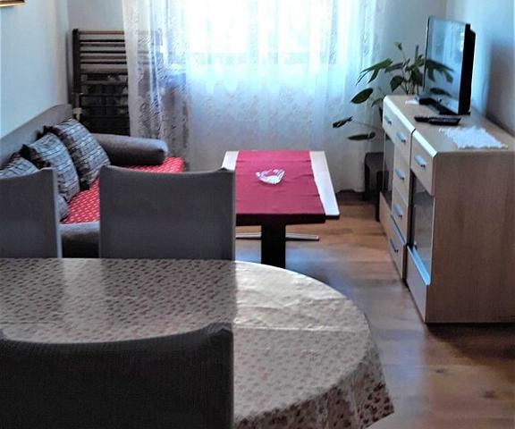 Apartment Modric Lika-Senj Senj Interior Entrance