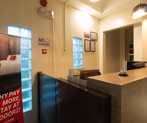 RedDoorz @ Golite Old Albay - Hostel null Legazpi Interior Entrance