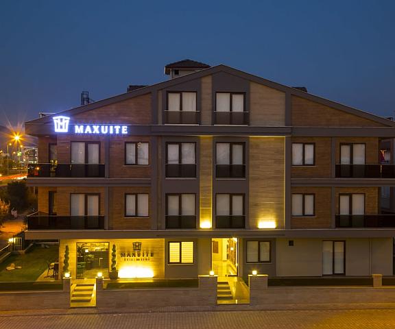 Maxuite Hotel in Home Van Edremit Facade