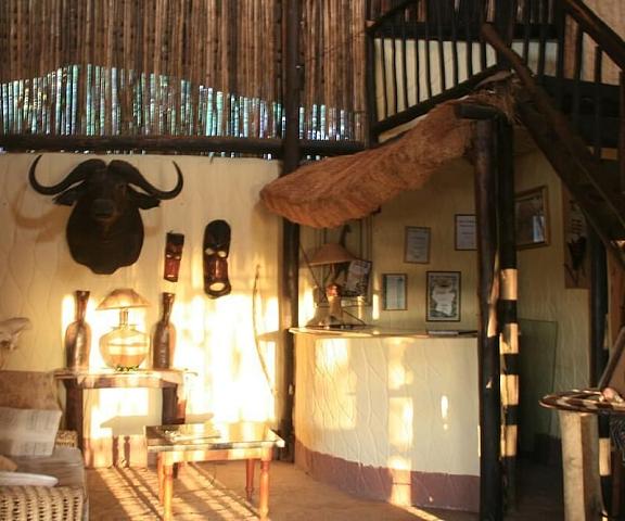 Chinaka Game Lodge Limpopo Vivo Interior Entrance