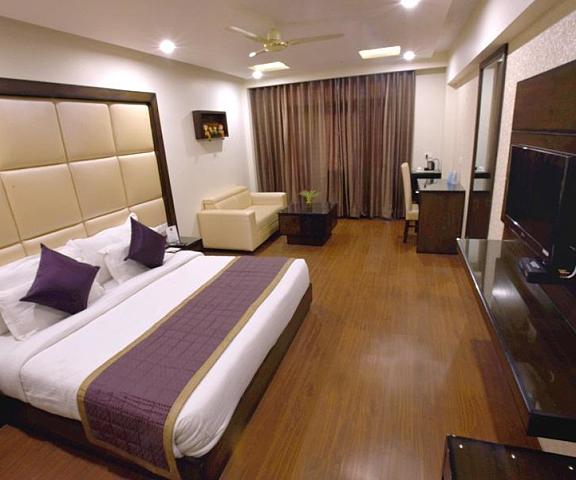 Starz Clarks Inn Mussoorie Uttaranchal Mussoorie Executive Double Room - YCHS - Prepaid