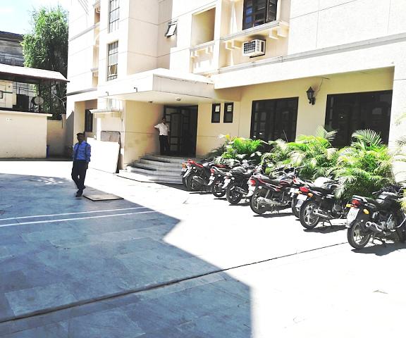 Hotel Shiva Residency Uttaranchal Dehradun Parking