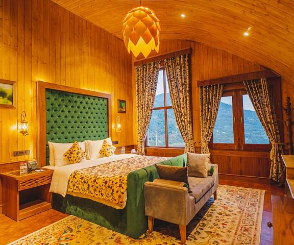 Skyview by Empyrean Jammu and Kashmir Patnitop Room