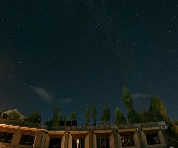 Hotel Cho Palace Jammu and Kashmir Leh 