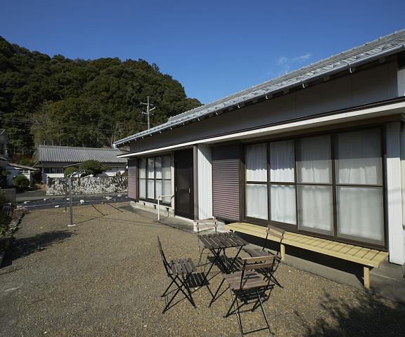 a small house along the Kumano Kodo Wakayama (prefecture) Nachikatsuura Exterior Detail