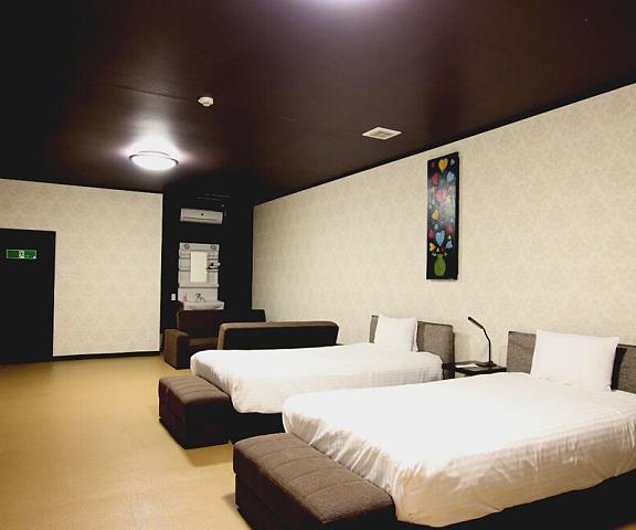 White Beachi inn Ishikawa Okinawa (prefecture) Uruma Room