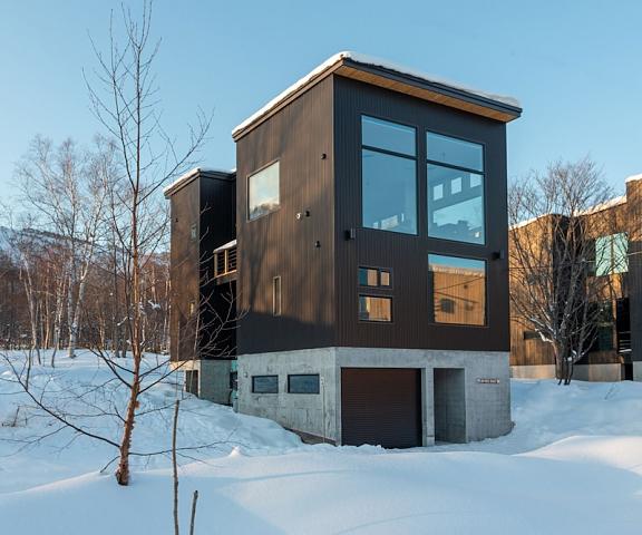 Off Piste Chalet by H2 Life Hokkaido Kutchan Exterior Detail