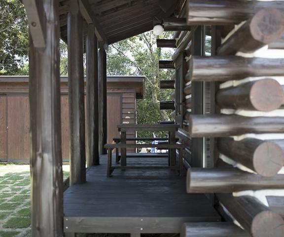 Log House at Shima Mie (prefecture) Shima Porch