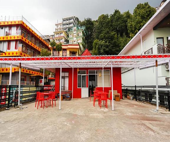 Hotel Varuni Mcleodganj Himachal Pradesh Dharamshala Facade