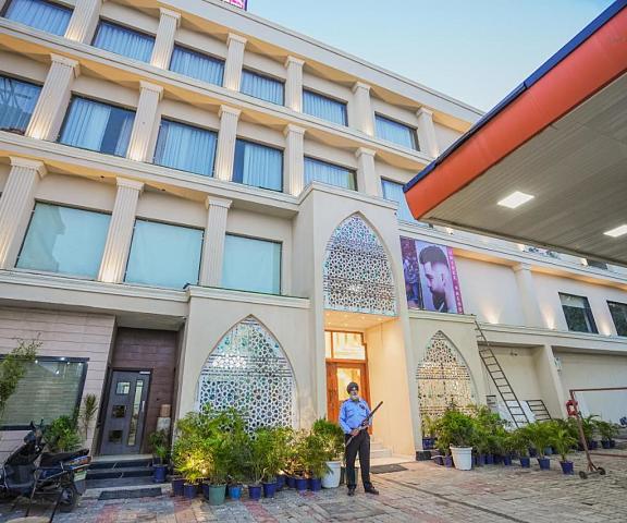 Hotel Escala by Levelup Punjab Amritsar Facade
