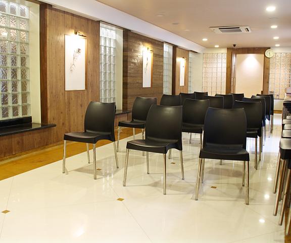 Hotel Panchalee Deluxe Maharashtra Kolhapur Business Centre