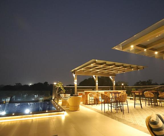 The Pristine Hotel Uttar Pradesh Kanpur Pool