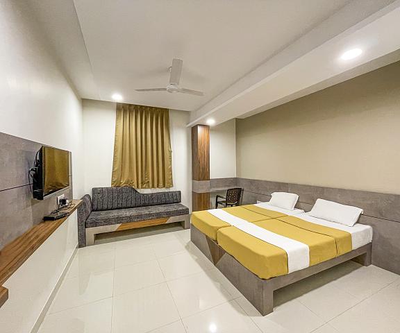 Hari Om Residency Gujarat Bhuj room interior